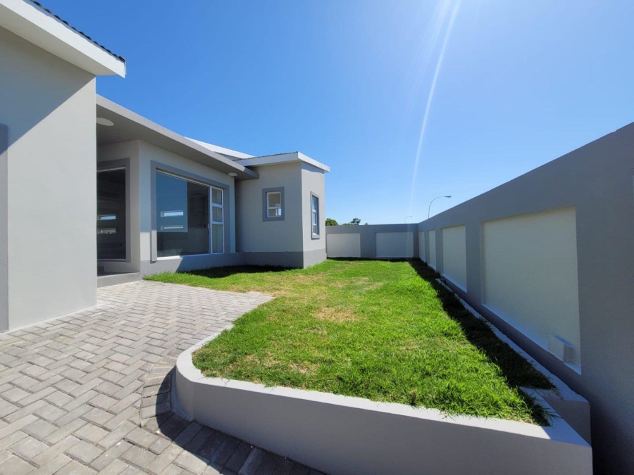 3 Bedroom Property for Sale in Aston Bay Eastern Cape